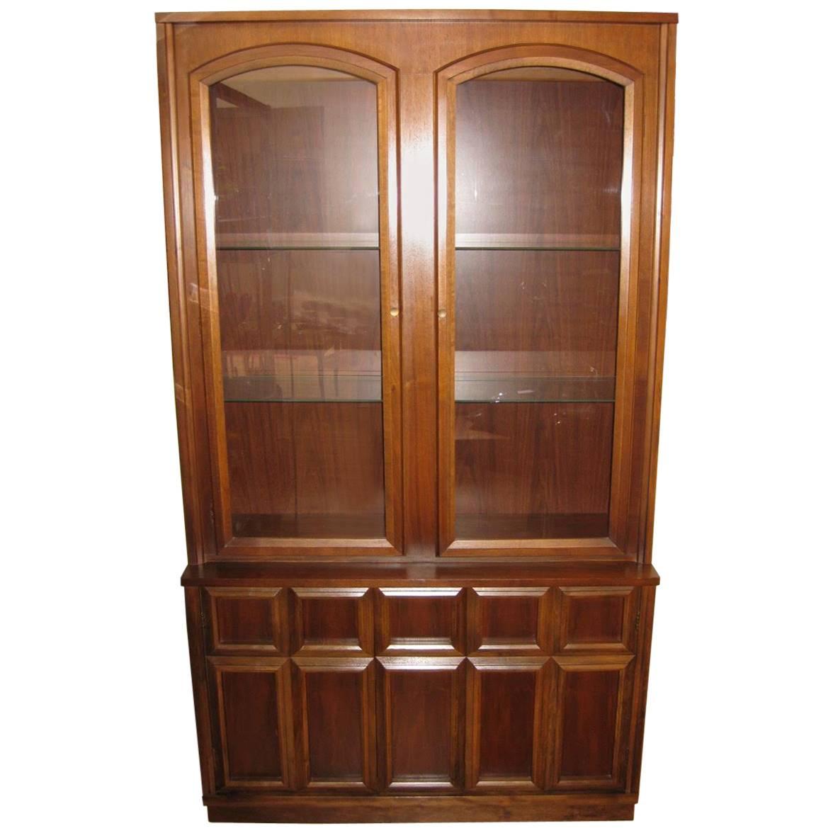 Mid-Century Modern Walnut China Hutch or Cabinet For Sale