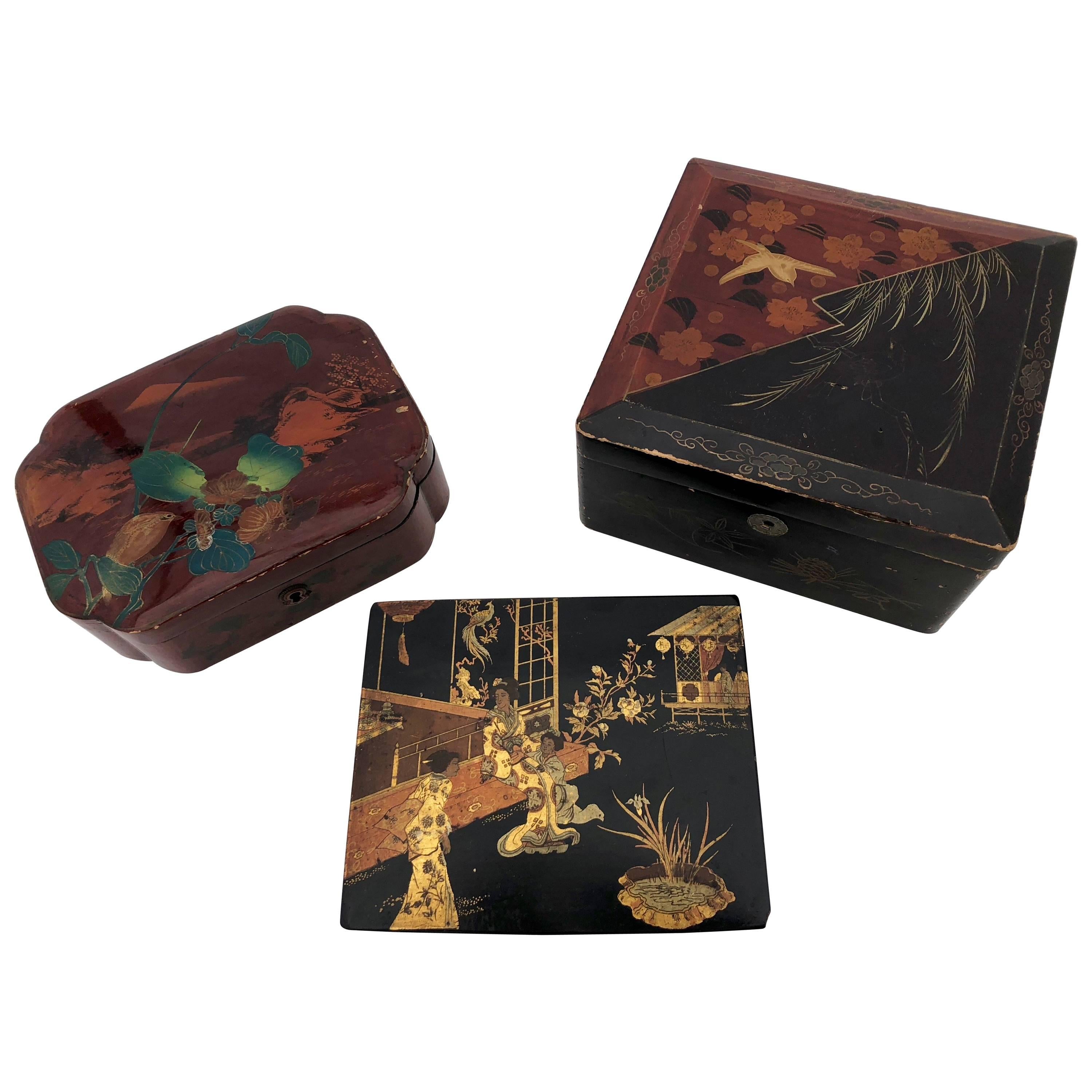 Set of Three French Lacquered Boxes in Black, Red with Gilt Birds and Scene For Sale