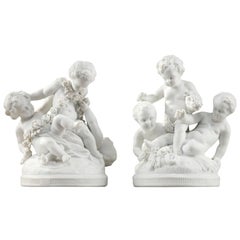 Putti de la fin du 19e siècle en porcelaine de Bisque antique dans le goût de Sèvres du 18e siècle