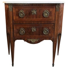 18th Century French Commode à Ressaut