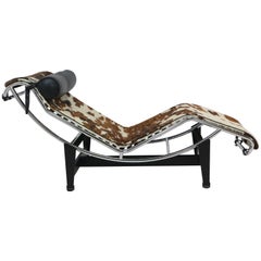 Chaise Longue "LC4" Le Corbusier, Cassina Edition, Ponyskin, Perfect Condition