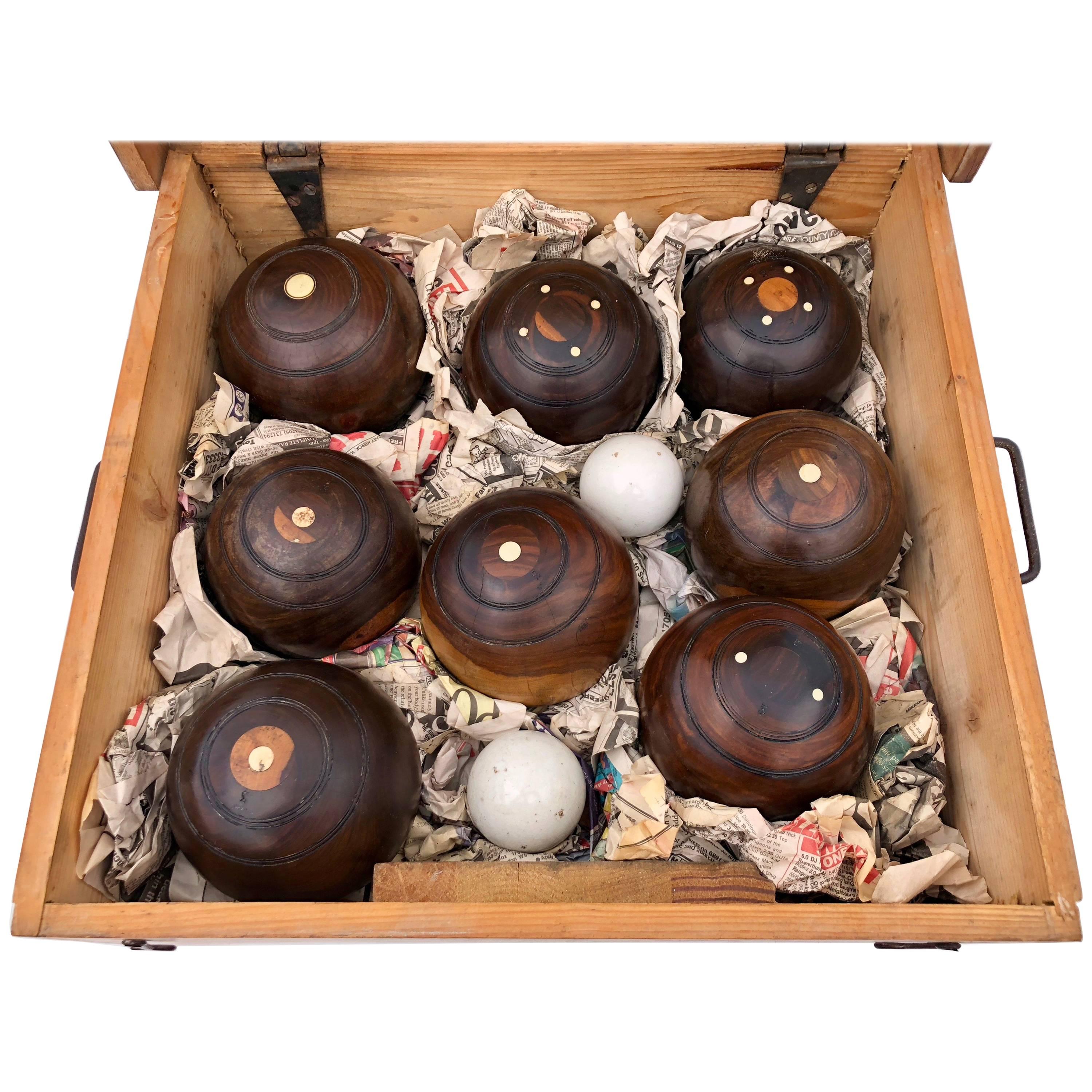 Box Containing 8 Lignum Vitae Wood Lawn Bowling Balls with 2 Kitties Early 1900s For Sale