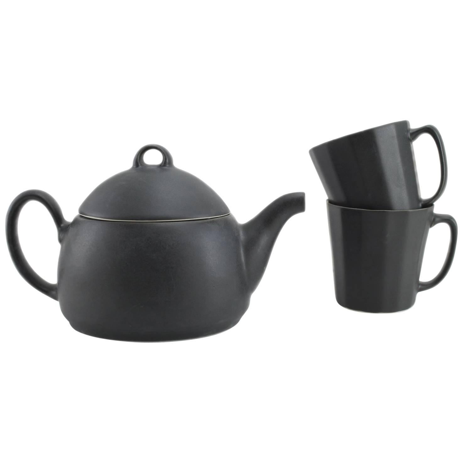 Loop Teapot Ink Matte Black Tea Set with Mugs Contemporary Glazed Porcelain