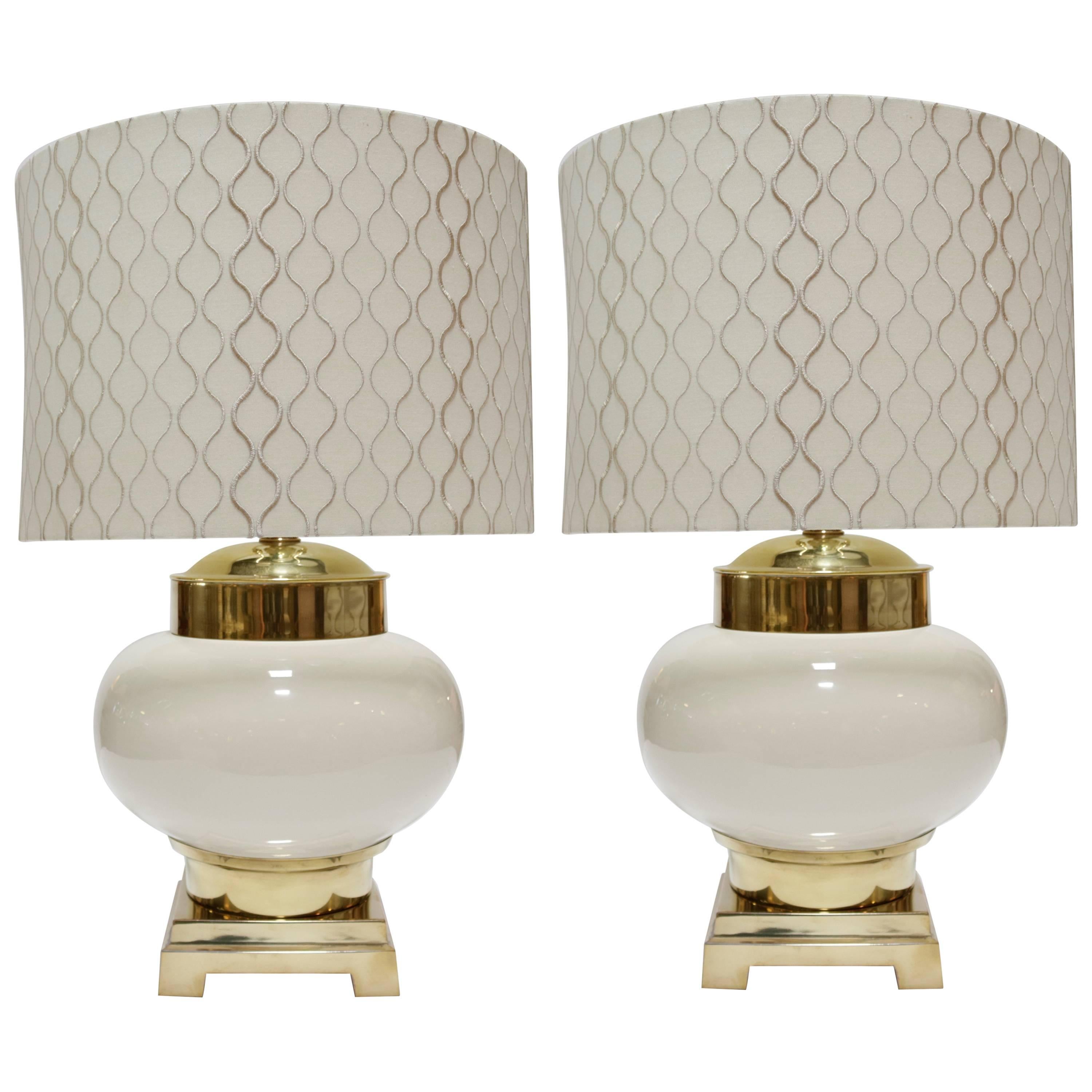 Pair of Midcentury Lamps in Ivory Ceramic and Brass