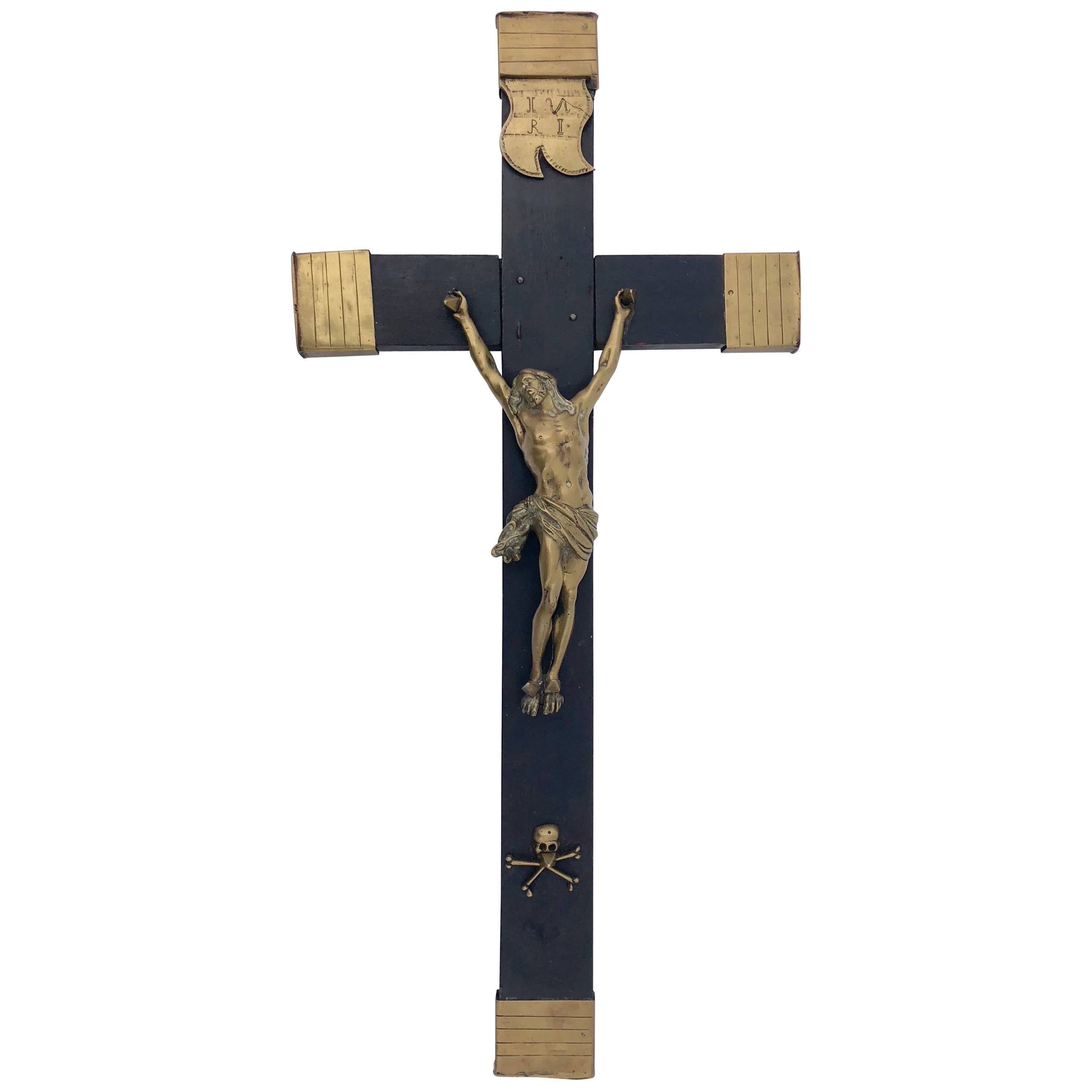 Large French Ebonized Wood and Brass Crucifix with Inri Banner, 1700s