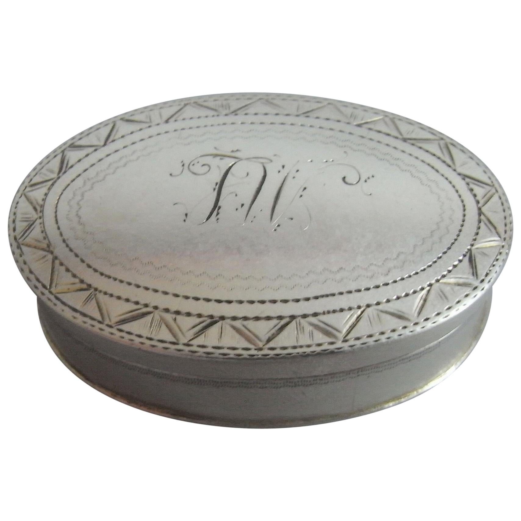 Fine George III Patch Box Made in Birmingham in 1801 by Joseph Taylor For Sale