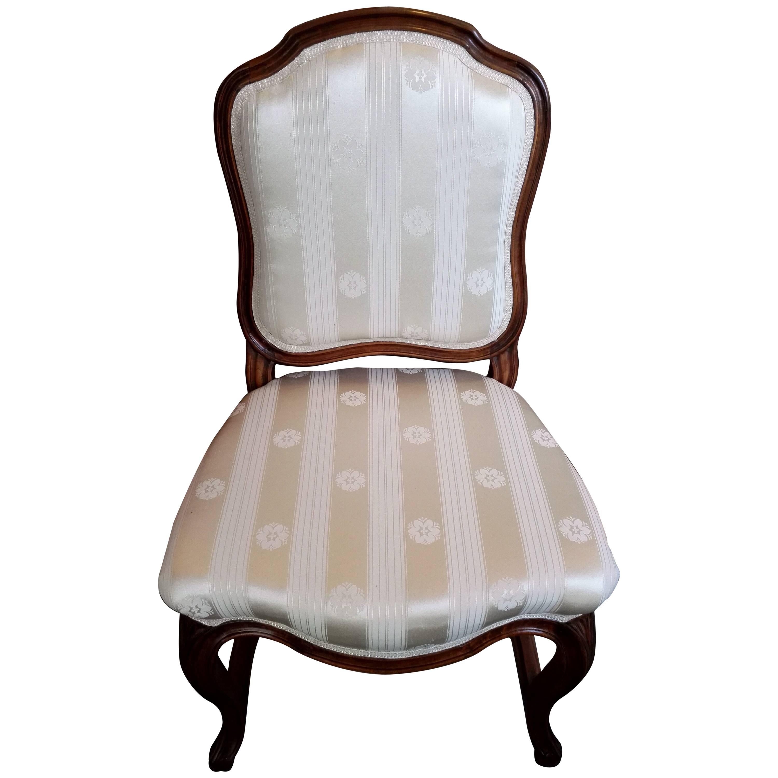 18th Century Barock Walnut Curved Legs Upholstered and Covered French Chair For Sale