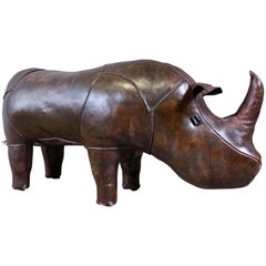 1960 Mid-Century Modern Omersa für Abercrombie & Fitch Leder Nashorn Fußhocker