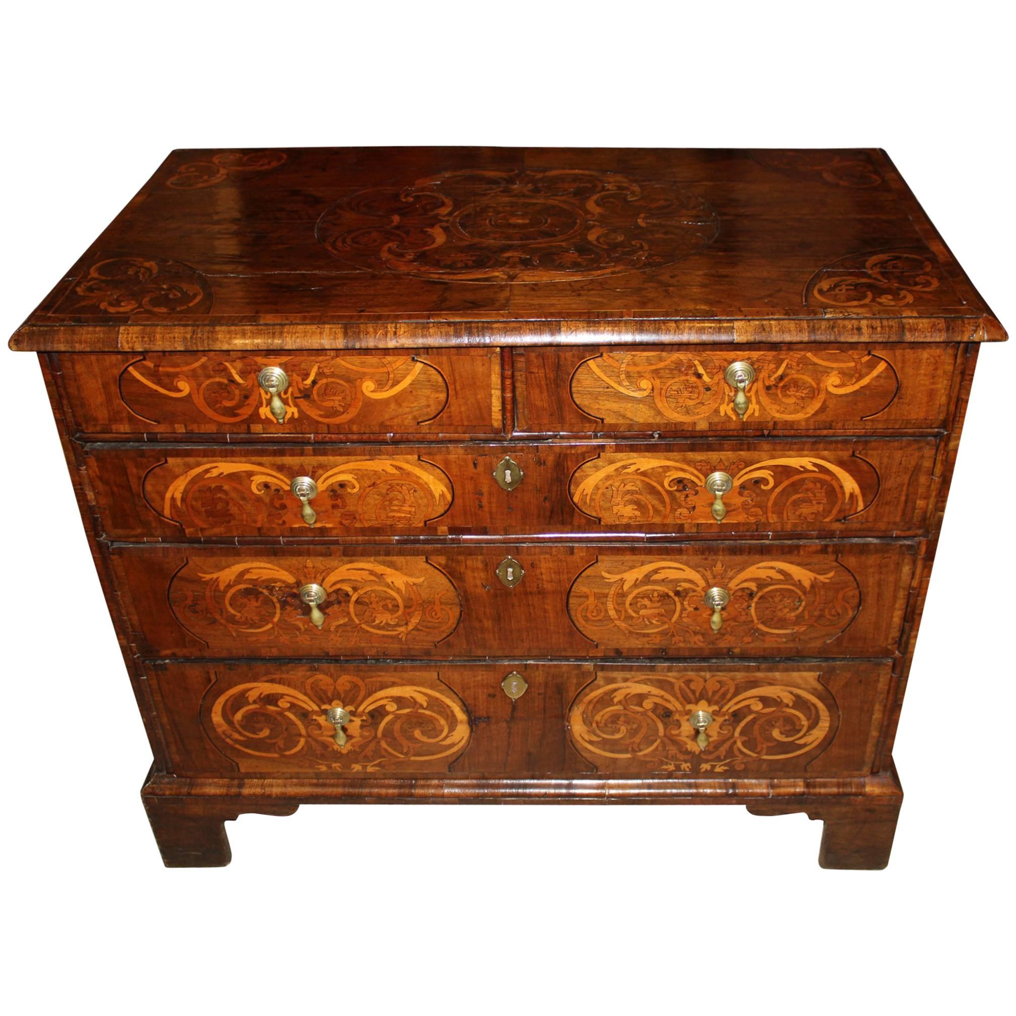 William & Mary Five-Drawer Walnut Chest with Exceptional Marquetry, circa 1710 For Sale