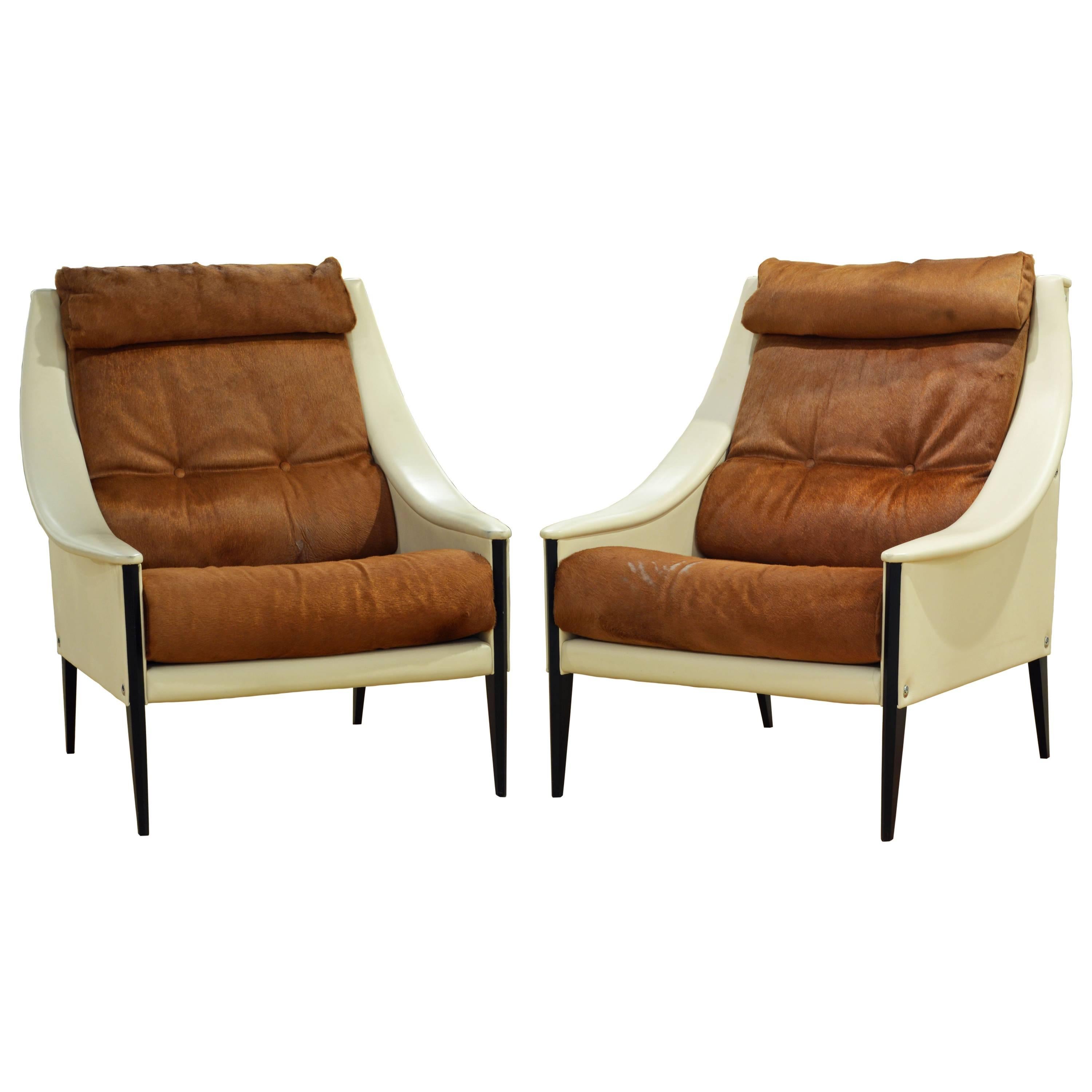 Pair of Poltrona Frau 'Dezza' Leather and Cow Hide Lounge Chairs by Gio Ponti