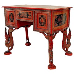 Bureau décoré en laque rouge d'Asie du Sud-Est