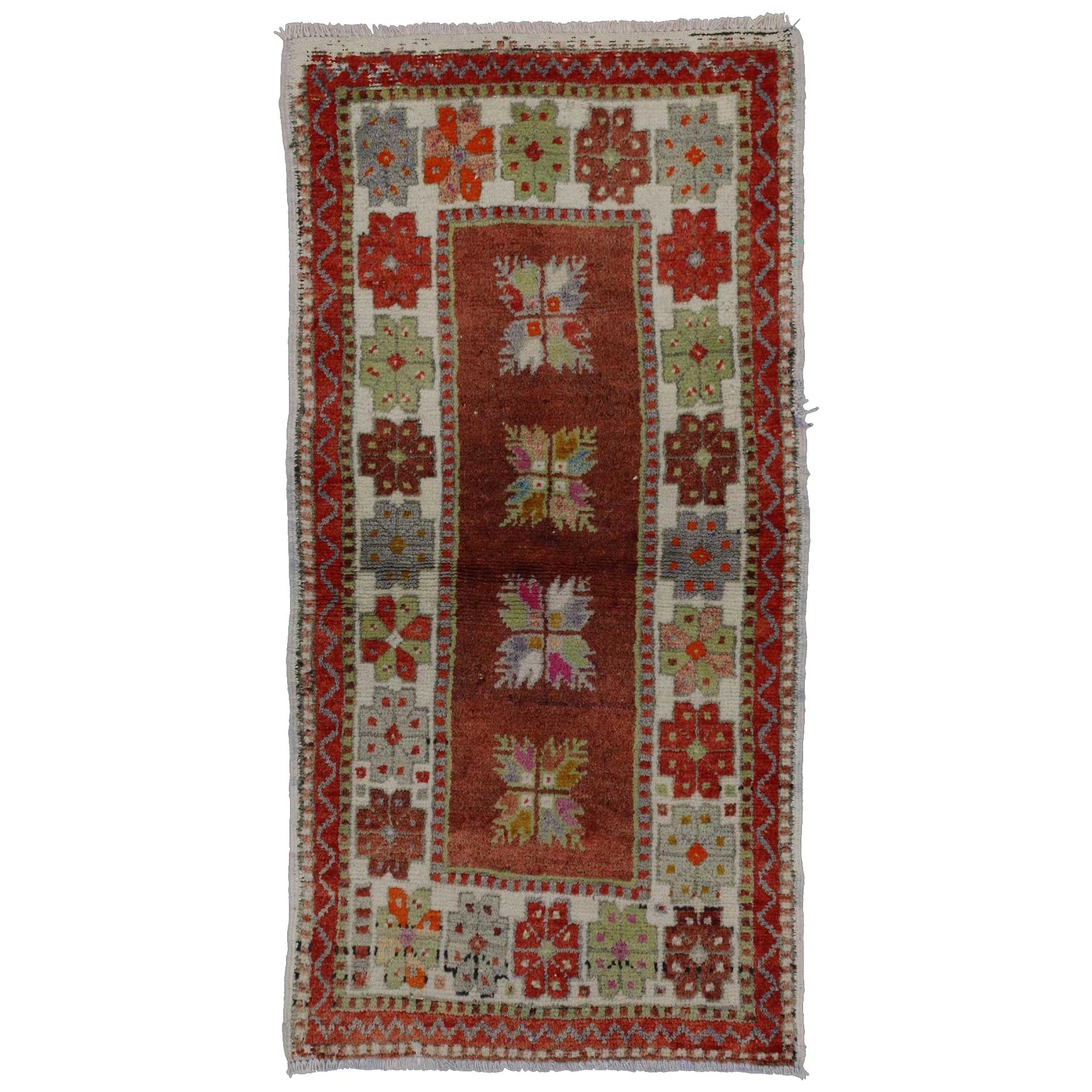 Vintage Turkish Oushak Accent Rug with Color Pop, Anatolian Yuntdag Rug For Sale 1