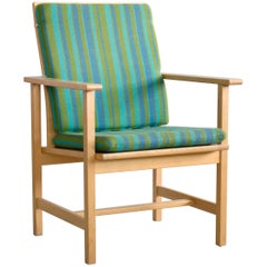 Børge Mogensen Model 2257 1960s Oak Lounge Chair for Fredericia Stolefabrik