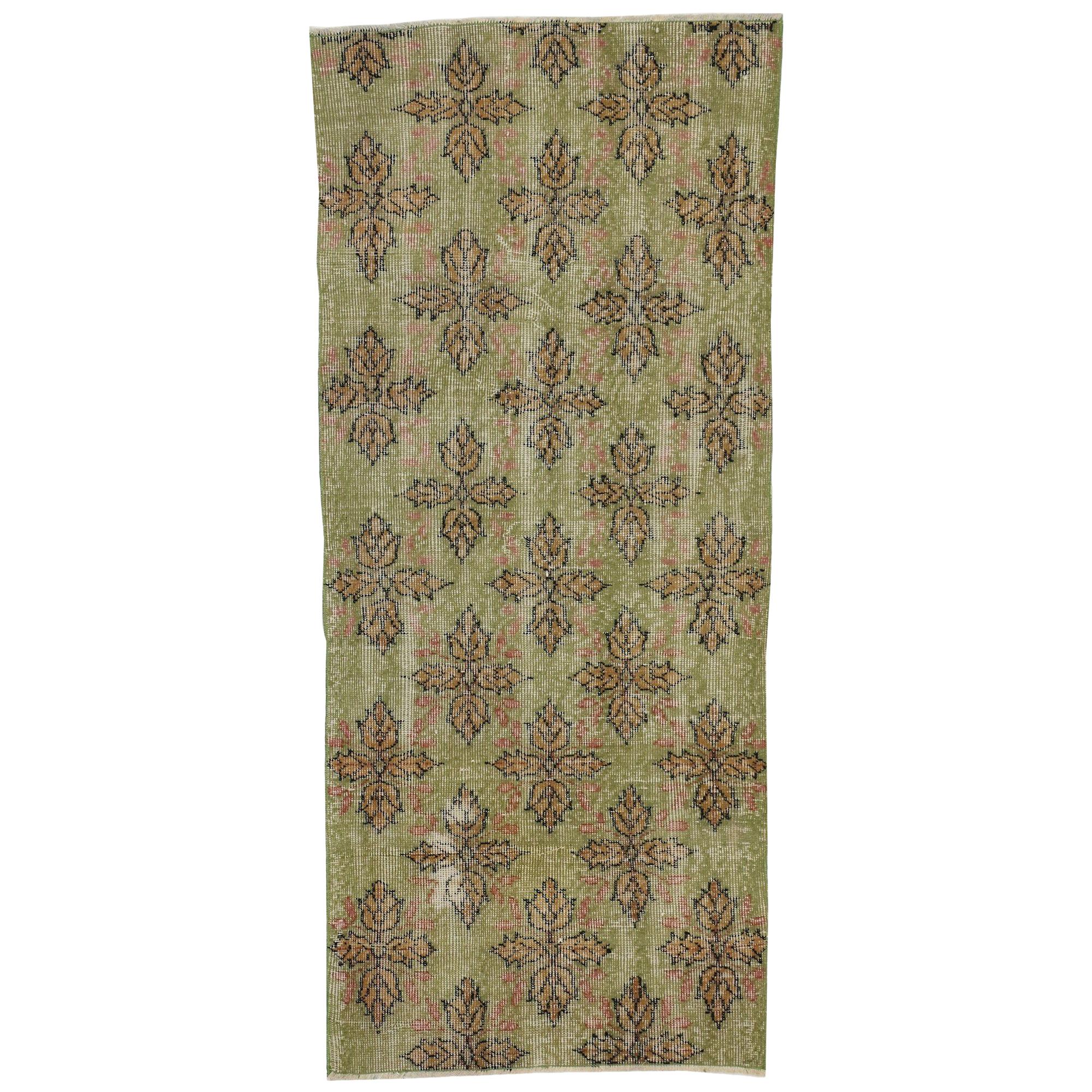 Türkischer Sivas-Teppich im Vintage-Stil im traditionellen englischen rustikalen Stil, im Used-Stil