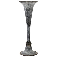 Monumental vase en verre de Murano noir « A Scavo » attribué à Seguso Vetri D'Arte