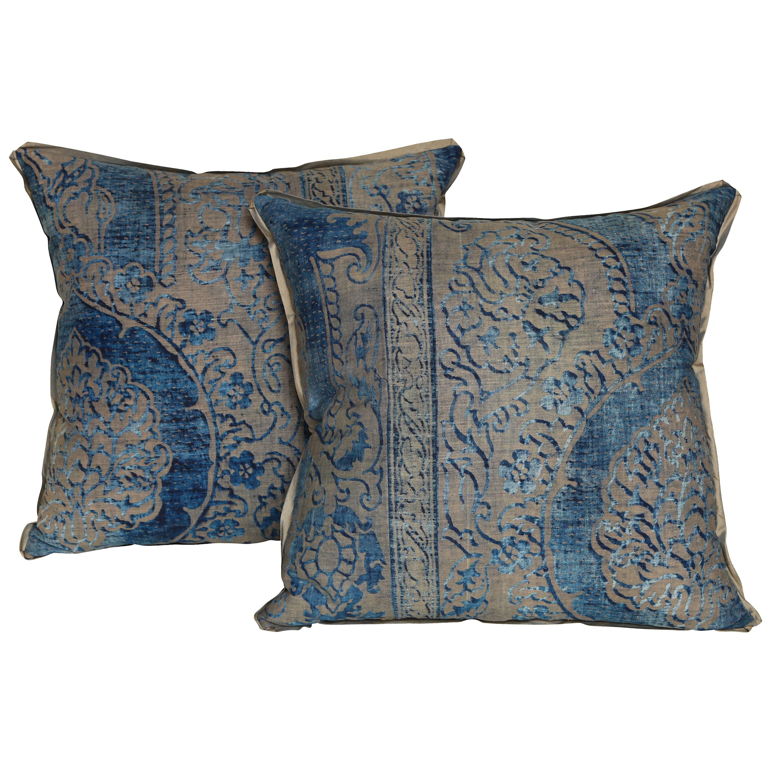 Pair of Fortuny Fabric Cushions in the Nicolo Pattern