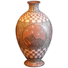 "Vase avec des nus classiques, " Rare, Unique Vase avec des nus masculins par Mayodon