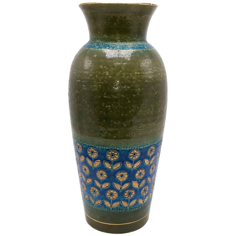 Bitossi for Rosenthal Vase with Gold Detail, circa 1950 at 1stDibs