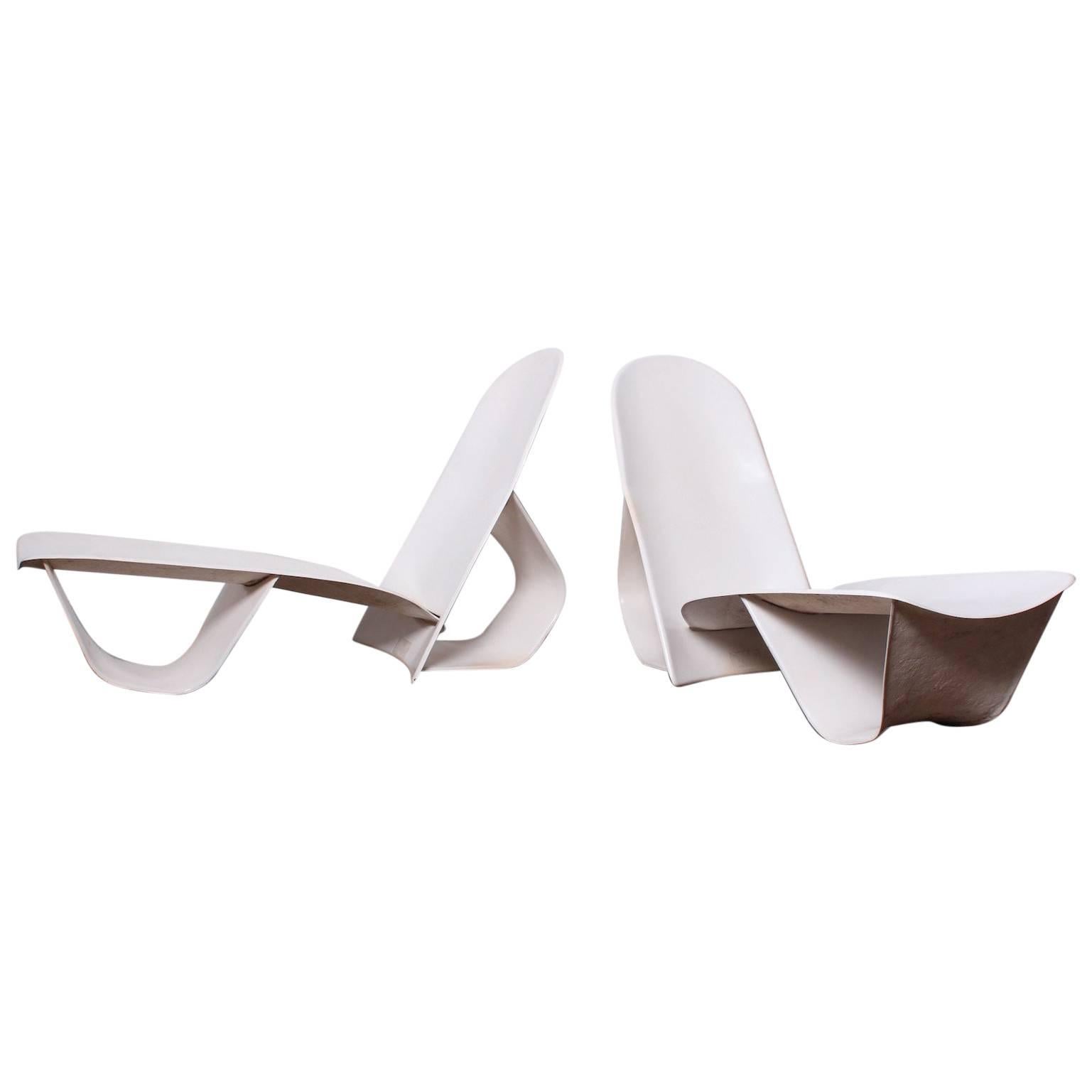 "Aca" Chaise Longue by Po Shun Leong