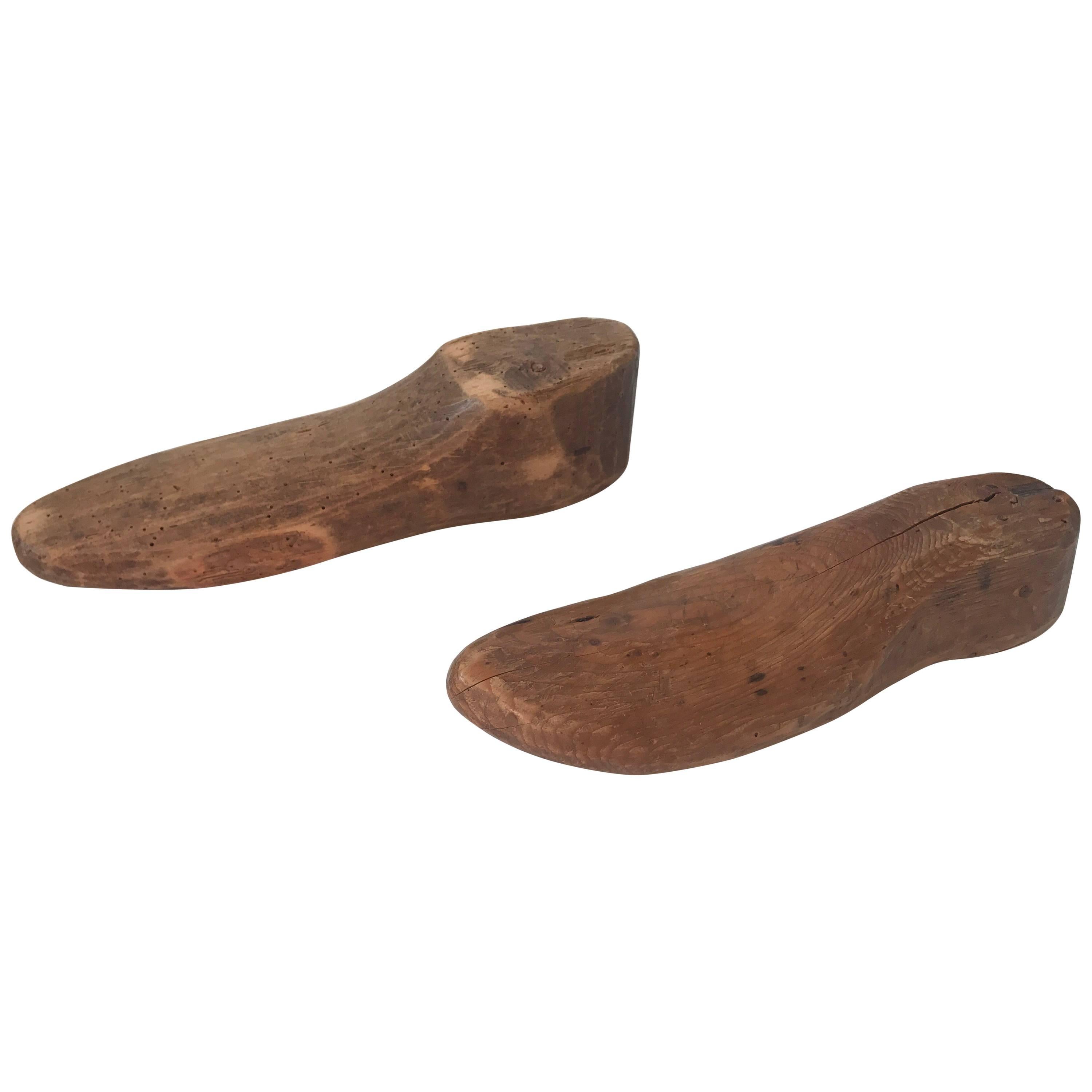 Pair of Swedish Hand-Carved Antique Shoe Molds, 19th Century For Sale