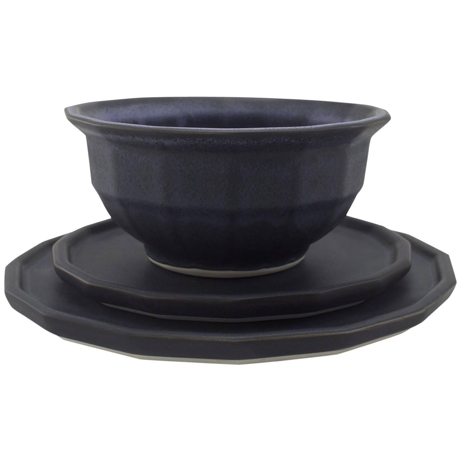 Three-Piece Place Setting for 8 Matte Black Dinnerware Setting Modern Porcelain For Sale