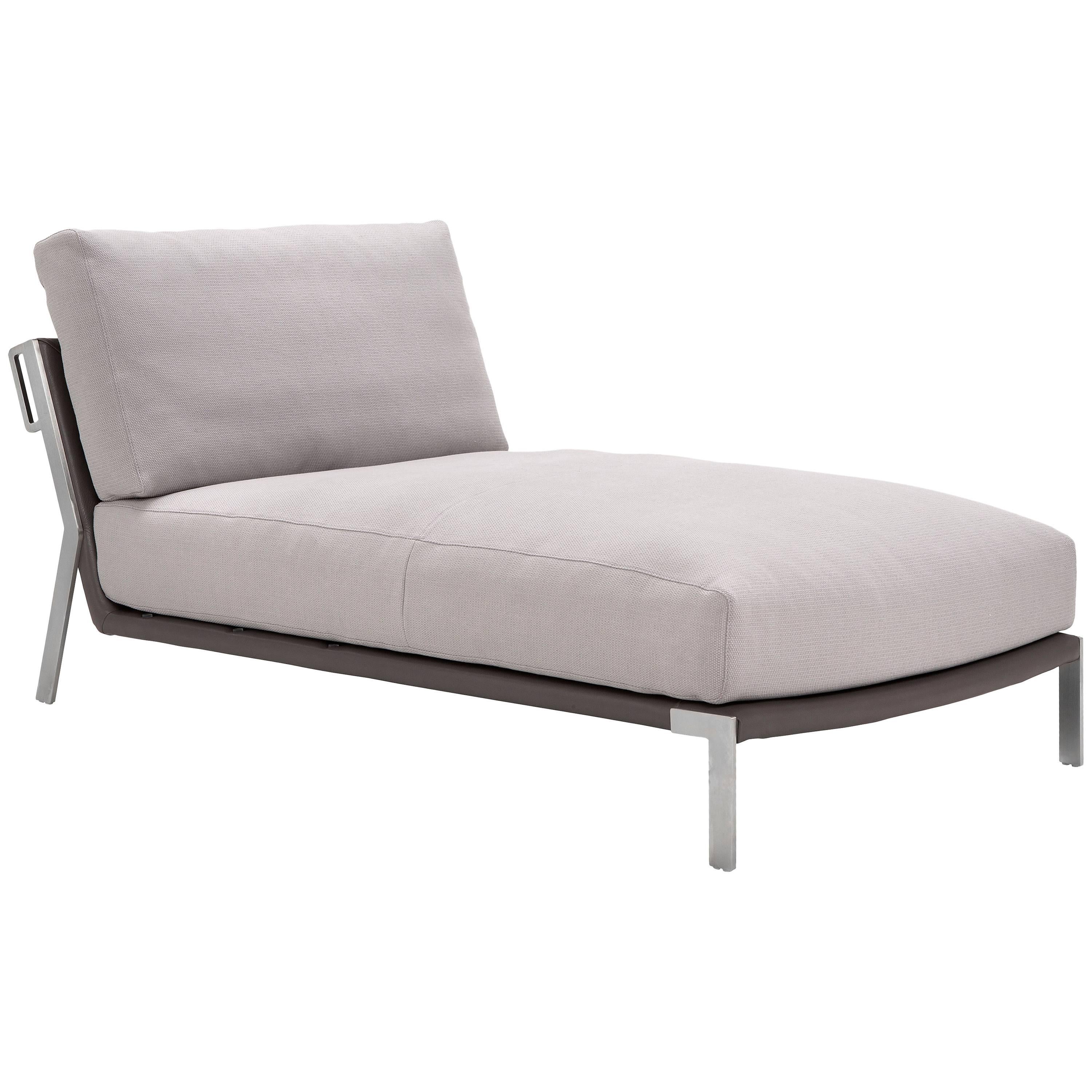 Link Chaise Lounge in Gray by Maurizio Marconato and Terry Zappa For Sale