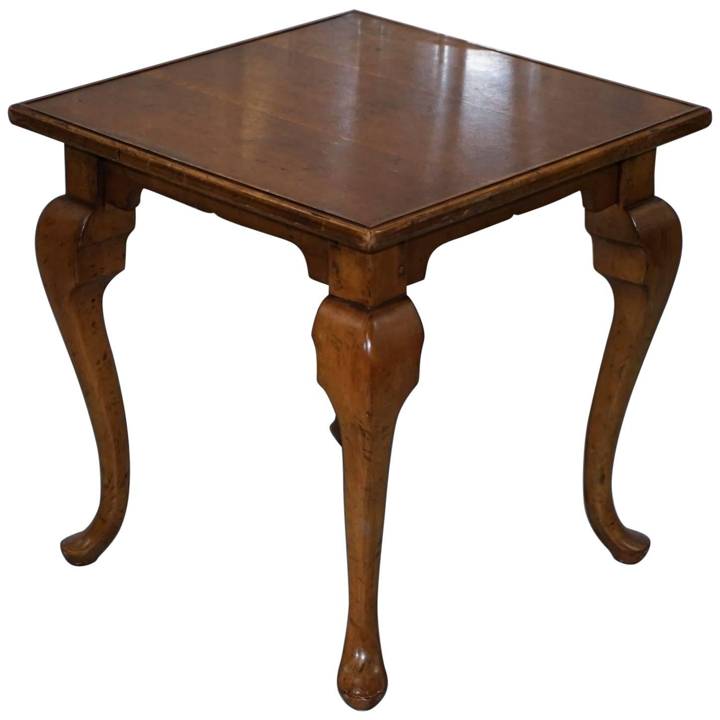 very lamp table