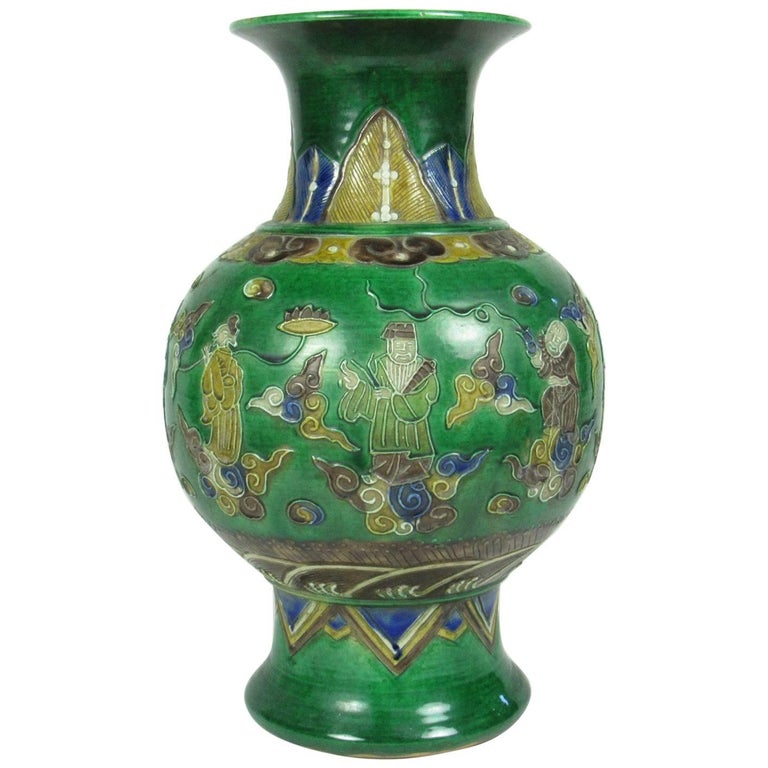 Antique Chinese Green Glaze Vase For Sale at 1stdibs