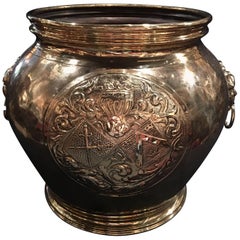 French Polished Brass Large Planter with Lion Ring Head Handles, 19th Century