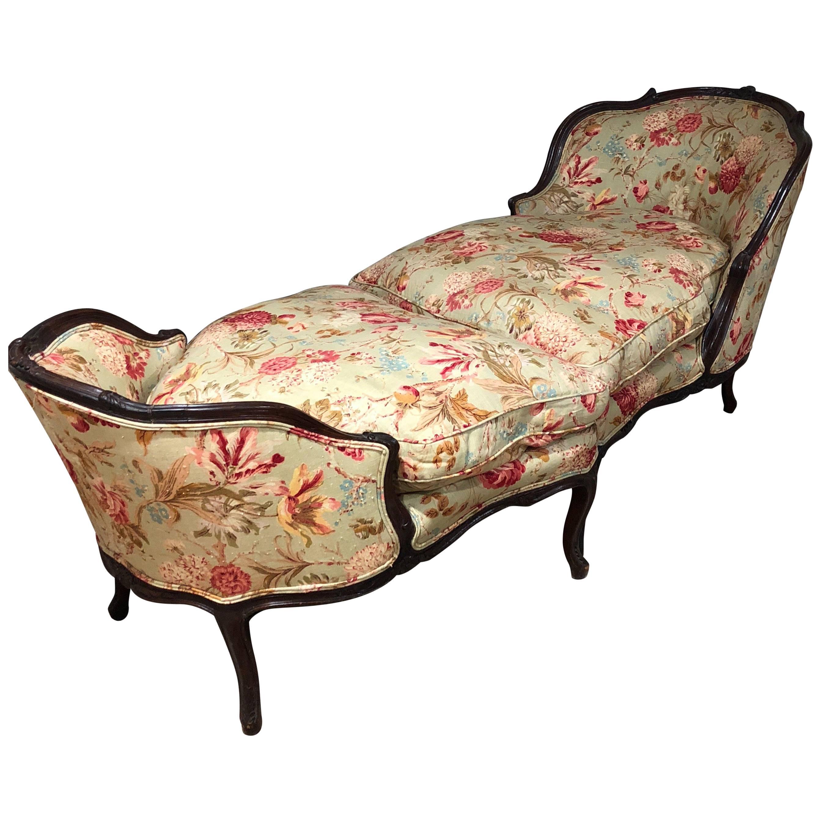 French 18th Century Du Chaise Brisee in Walnut
