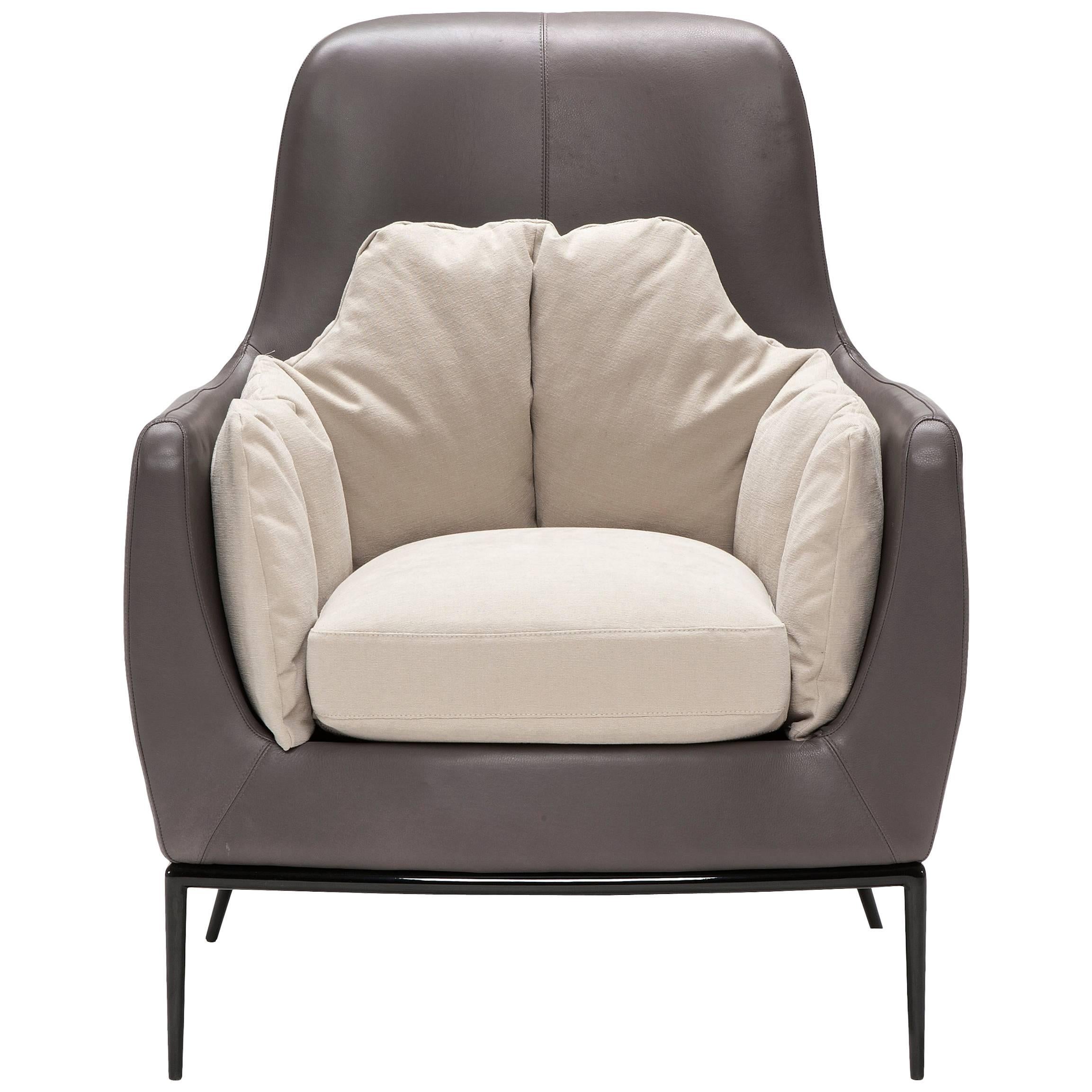 Tulip Armchair in Gray and Ivory by Luca Scacchetti For Sale