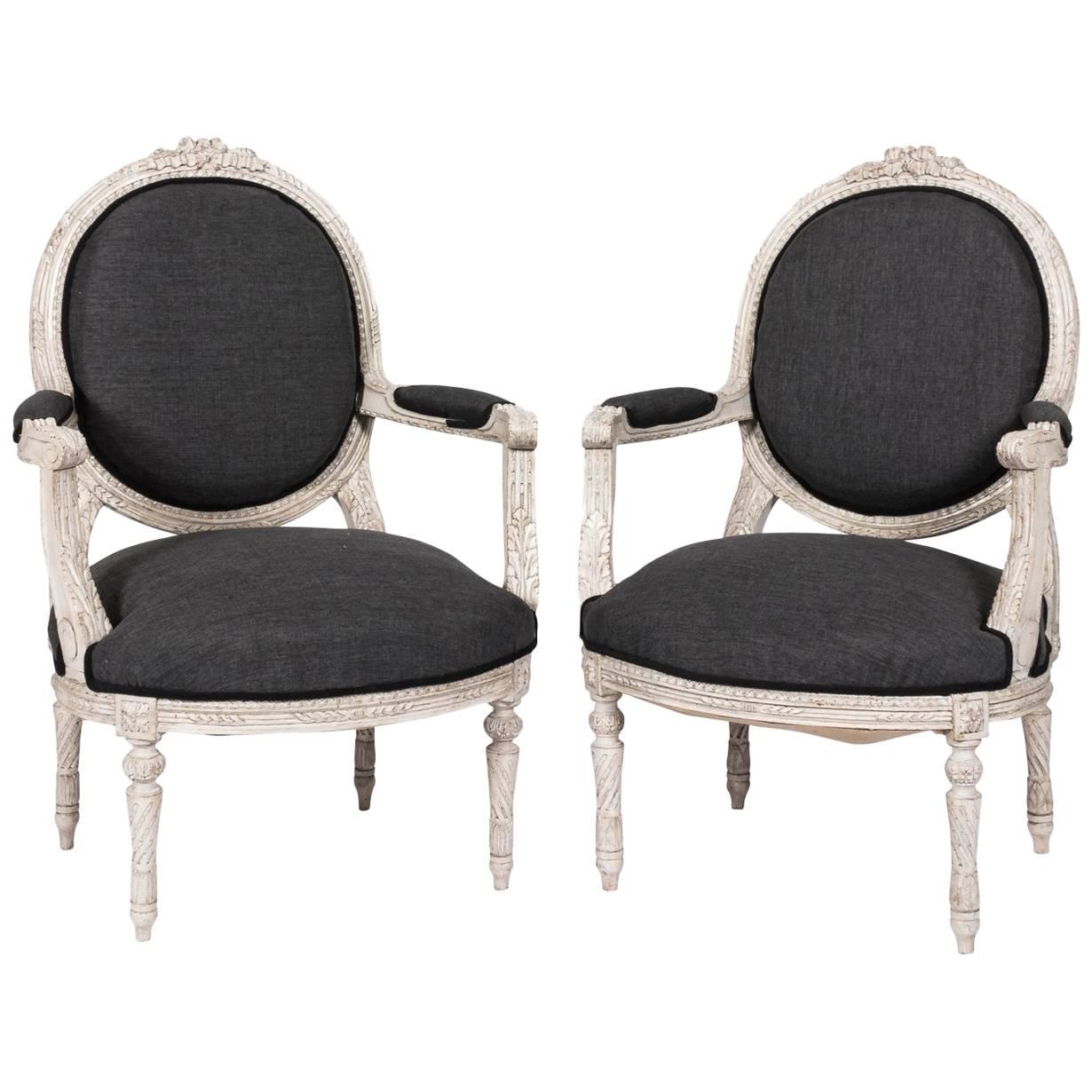 Pair of Early 20th Century Gustavian Armchairs For Sale
