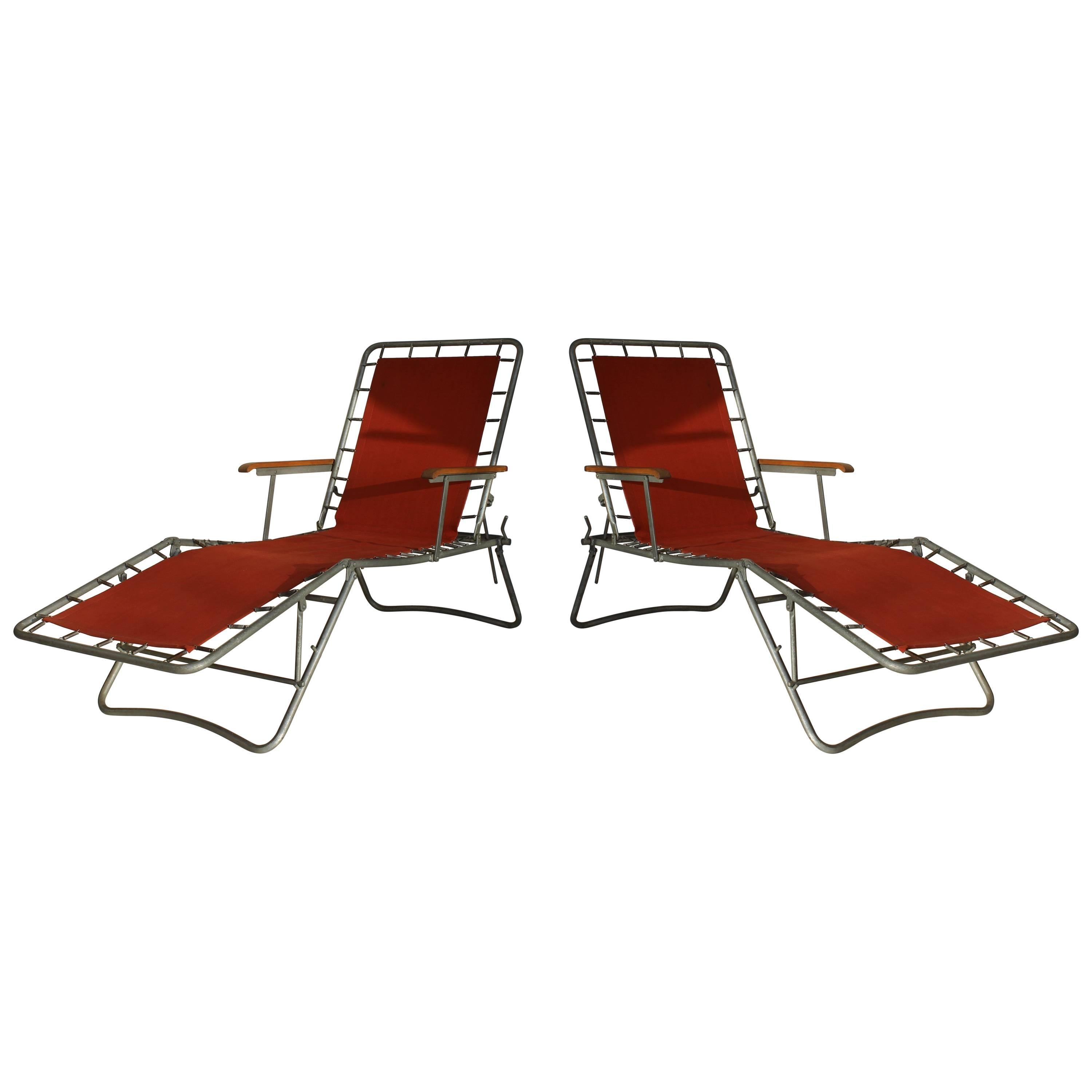 Mid-Century pair of Italian metal and brick red canvas Loungers, circa 1950