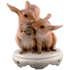 Christian Thomsen pour Royal Copenhagen Paire d'écureuils en porcelaine