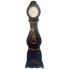 Antike schwedische Mora-Uhr aus Schwarz-Gold, frühe 1800er Jahre, handbemalt