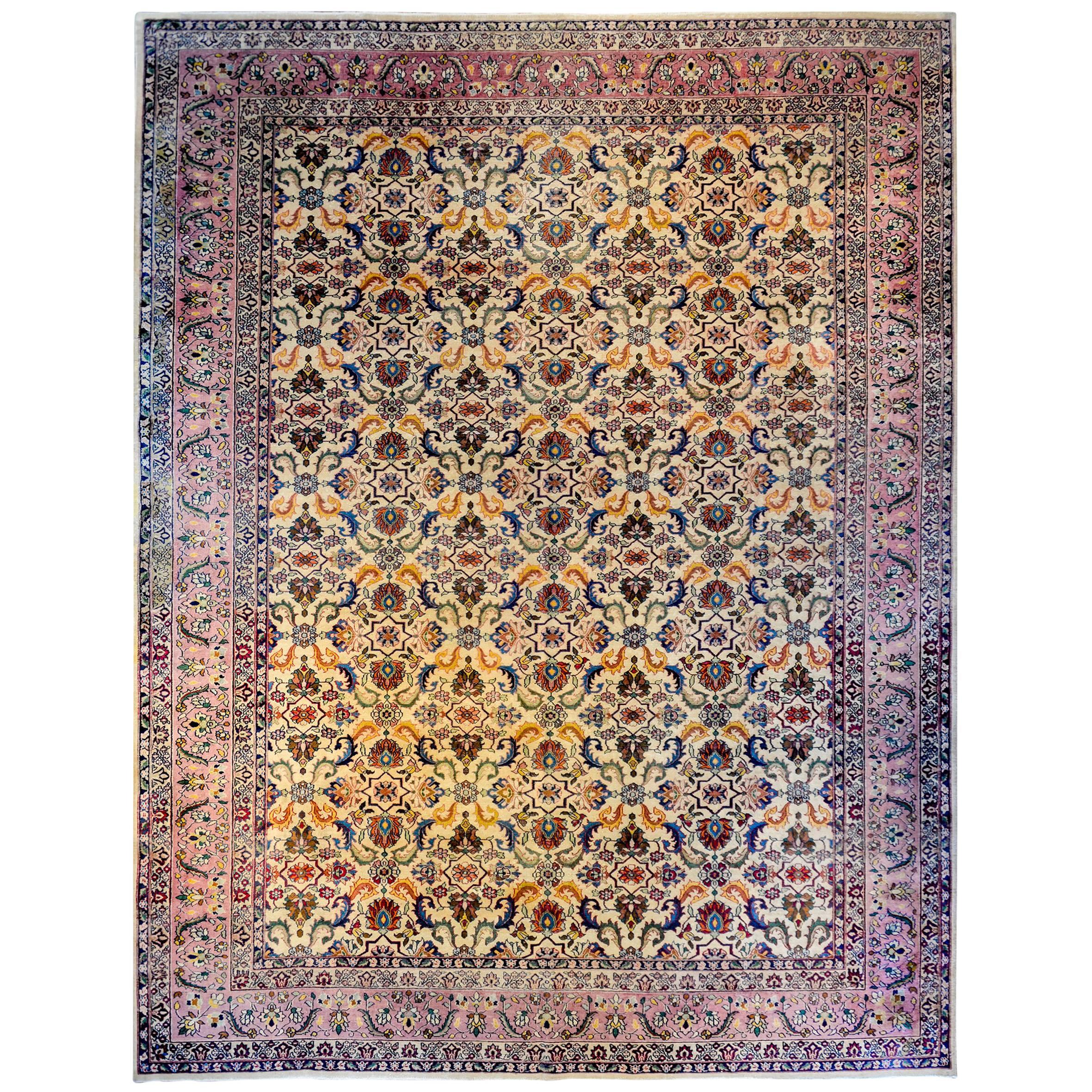 Merveilleux tapis Agra du début du XXe siècle