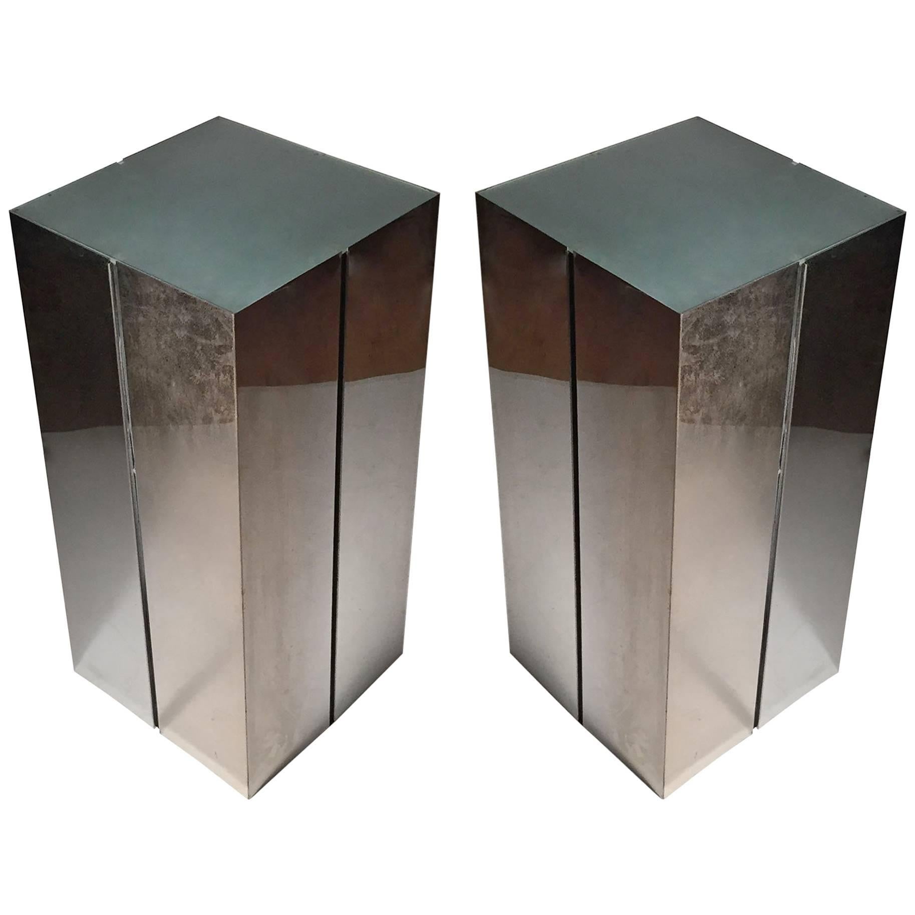 Paar Neal Small Illuminated Pedestal Table Stands für Kovacs