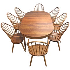 Thomas Moser Cherry Ring Dining Table and Eight Continuous Arm Dinning Chairs