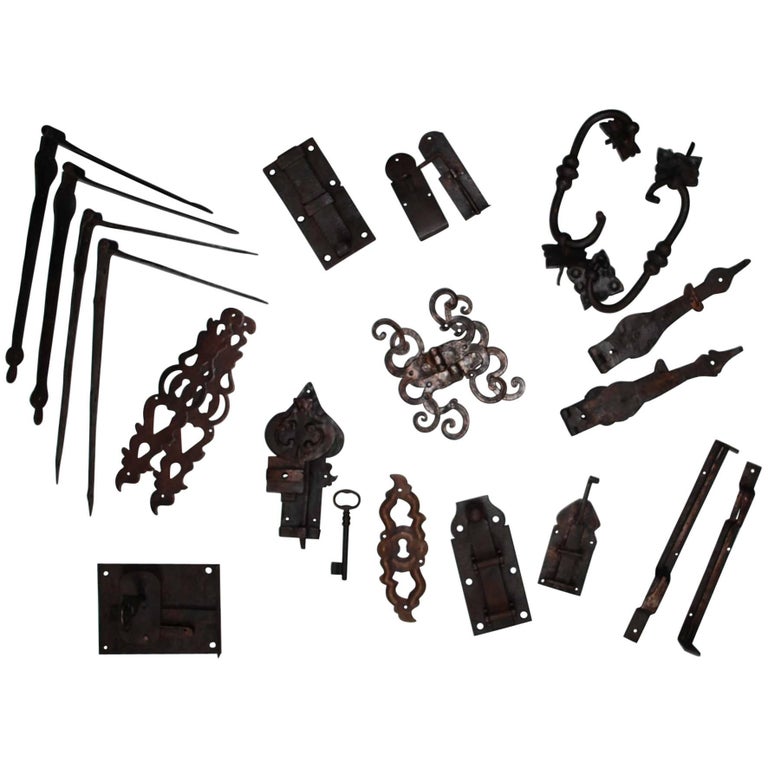 Collection of 22 18th20th Century Pieces of Antique Furniture Hardware