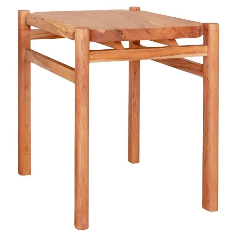 Table d'appoint/d'extrémité Simard en bois d'érable tacheté par New York Heartwoods en vente