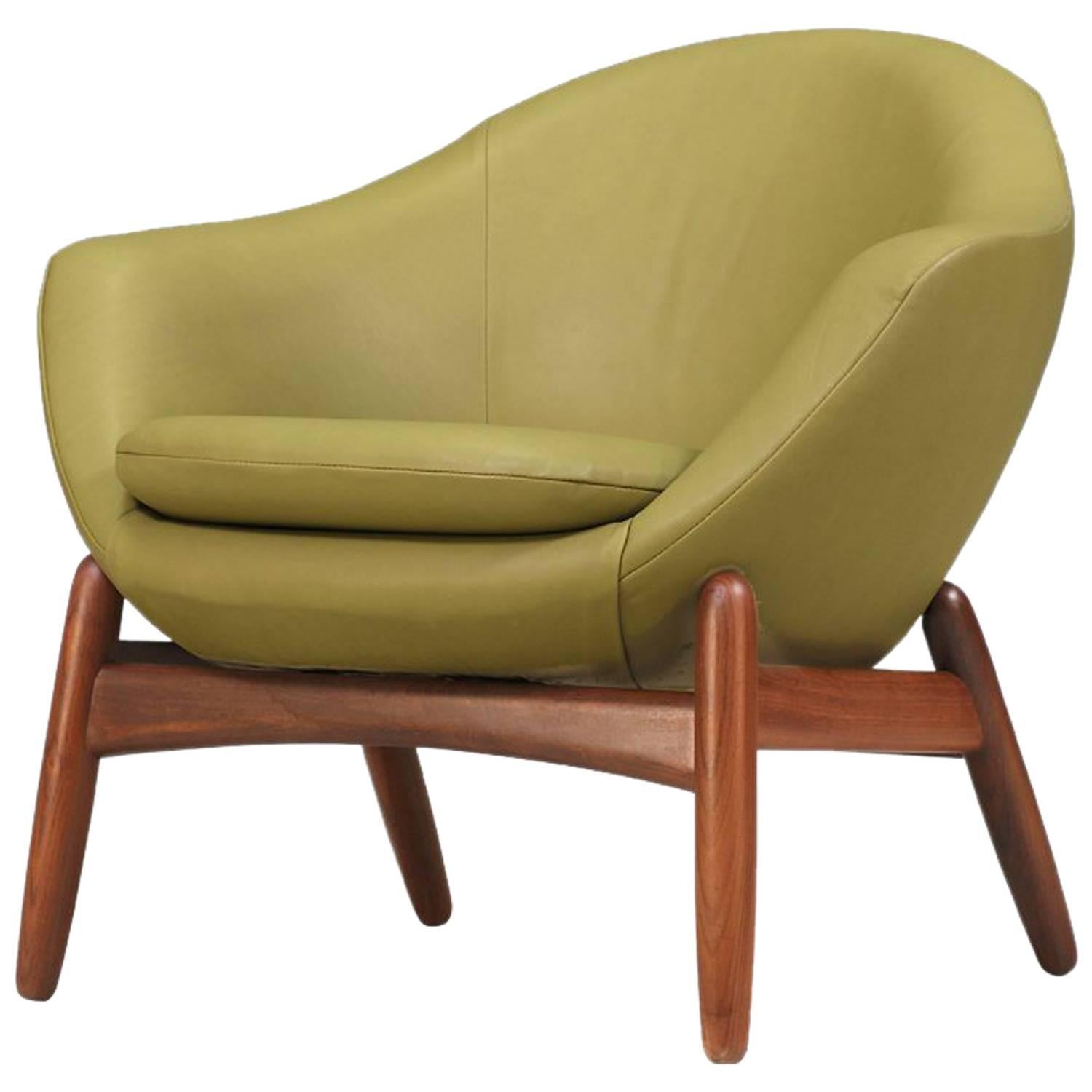Ib Kofod-Larsen "Pod" Leather Chair for Povl Dinesen