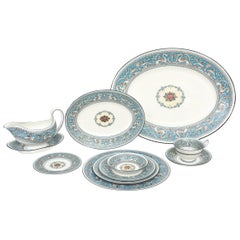 Wedgwood Turquoise China Dinner Service for 12, 92 Pieces Total, Florentine