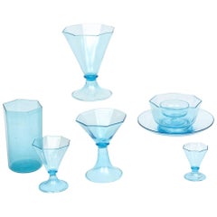 Vaste service en verre vénitien bleu, 75 Pieces, Antique avec Great Shape