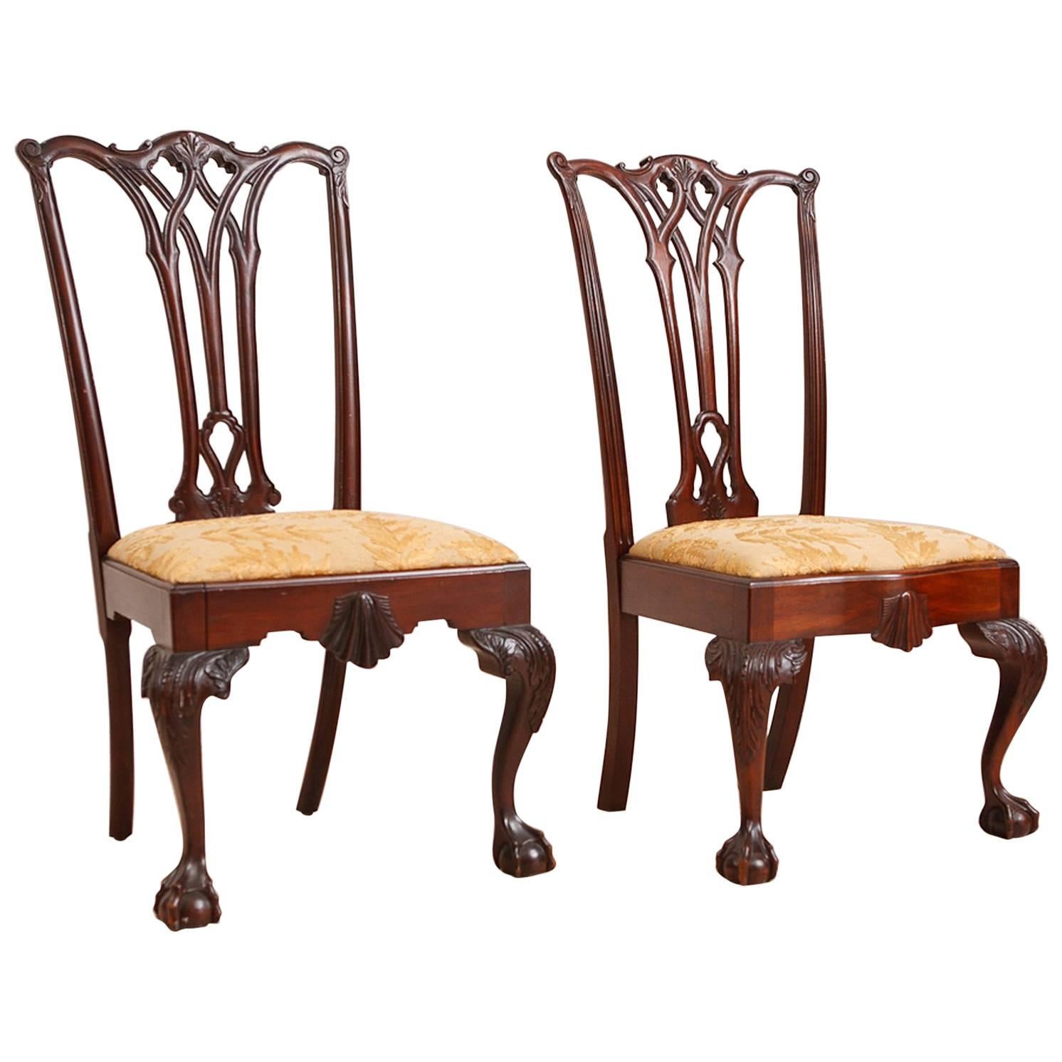 2 Centennial Philadelphia Chippendale-Style Chairs in Mahogany, circa 1870 For Sale