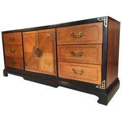 Vintage Bassett Hollywood Regency Asian Chinoiserie Nine-Drawer Dresser