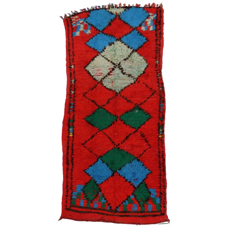 View of Vintage Berber Moroccan Rug with Tribal Style For Sale at 1stDibs