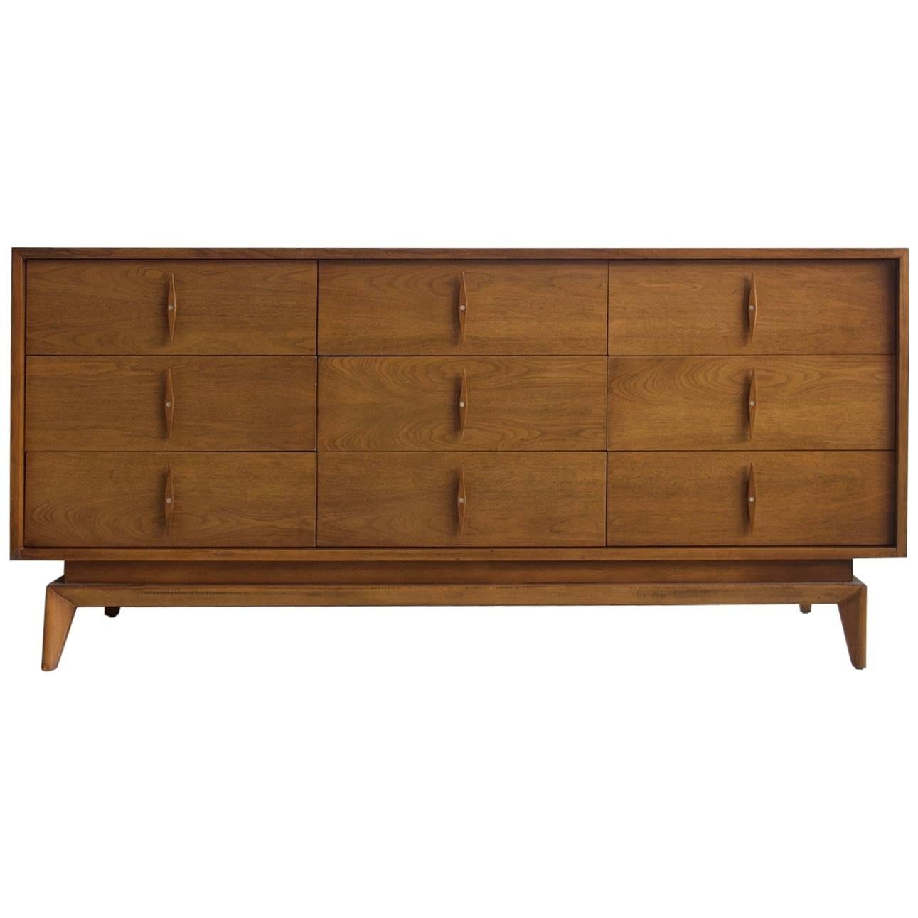 American of Martinsville Sideboard with Nine Drawers, circa 1950s
