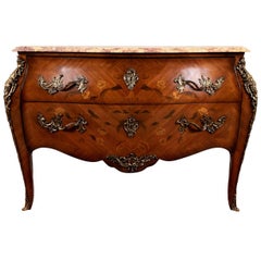 Commode de style français en marqueterie de bombe avec dessus en marbre par J.F. Pogge:: Amsterdam
