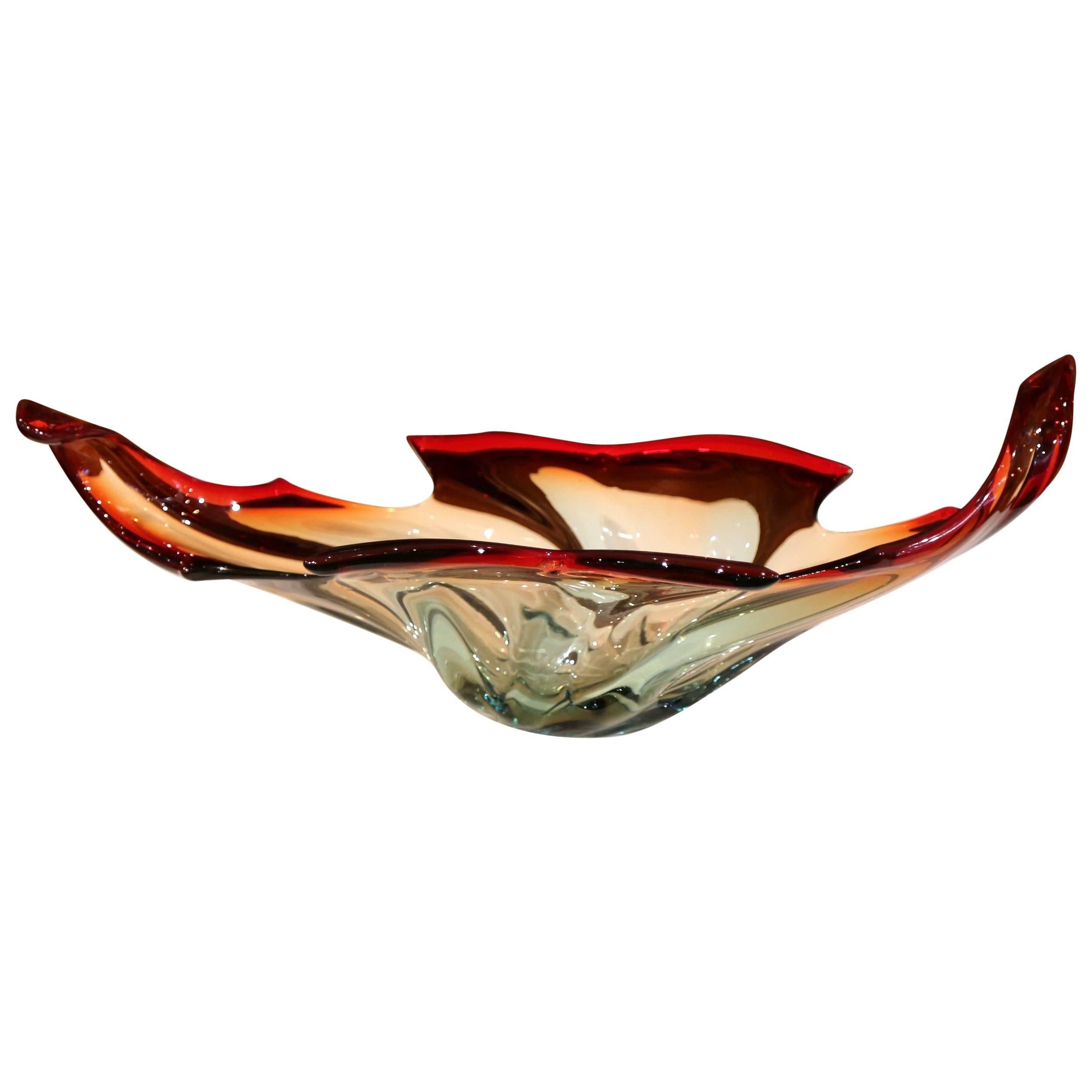 Midcentury Italian Pulled Feathered Two-Tone Red Murano Glass Centrepiece