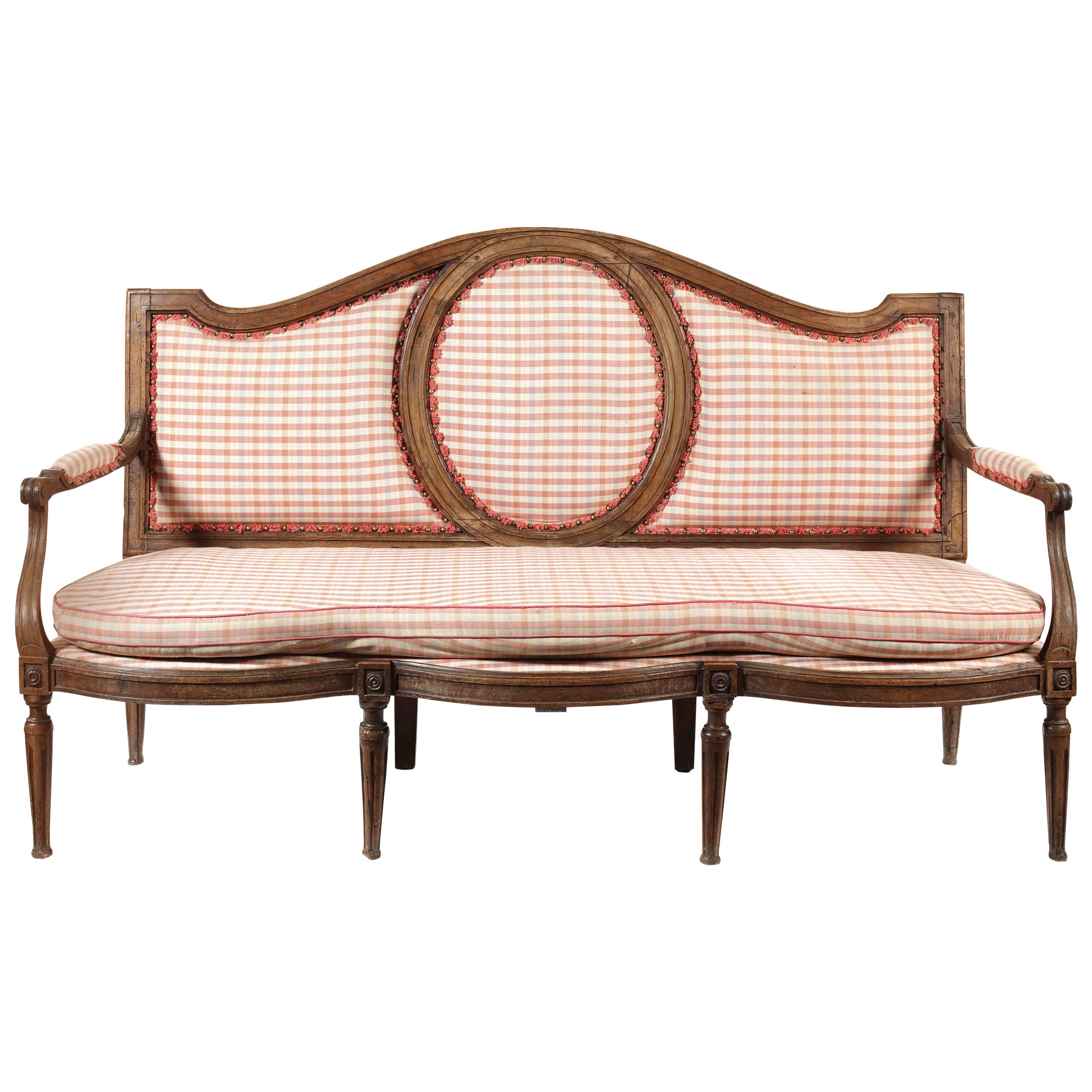 Neoclassical Sofas 47 For Sale at 1stdibs
